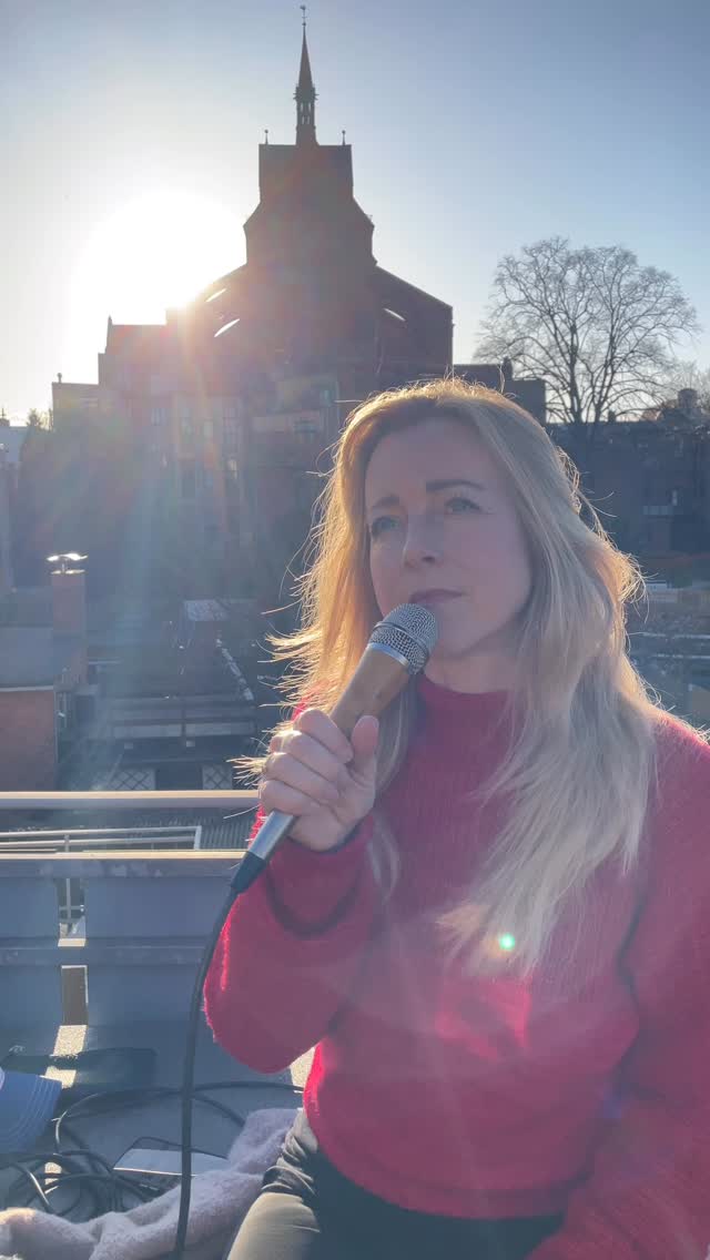 ☀️🤍 #everythingiwanted 

#sängerinhamburg #hochzeitssängerin #eventsängerin #hamburg traurednerin