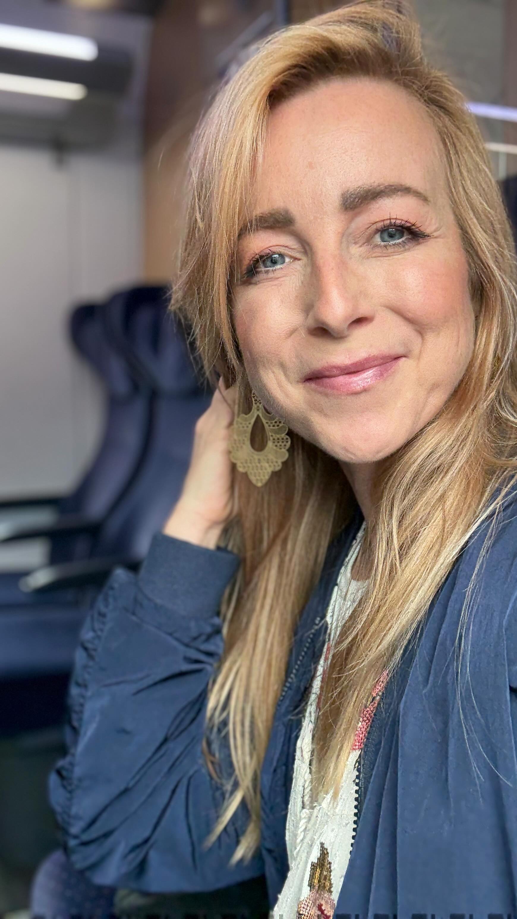 Ohne Dich 🎶💛

 #hochzeitssängerin #traurednerin #hamburg #eventsängerin #